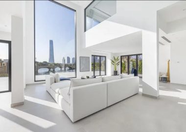 Villa with main lake and skyline views